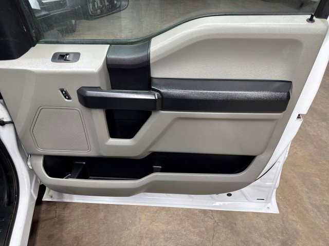 Used 2021 Ford F550 4x4 Crew Cab Super Duty w/ Power Equipment Group image 22