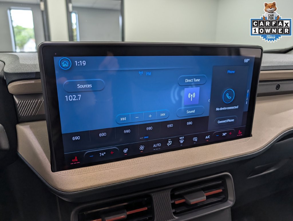 Used 2025 Ford Maverick Lariat AWD/4WD image 12