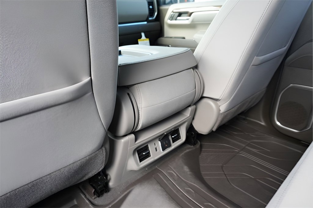 New 2026 Chevrolet Silverado 1500 LT w/ Safety Package image 32