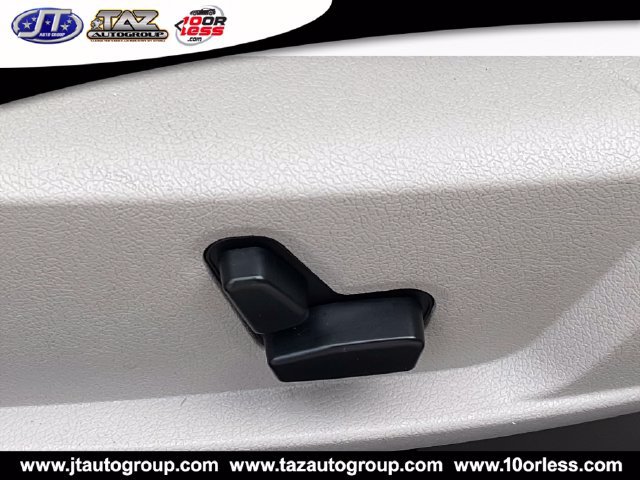 Used 2008 Chrysler 300 C w/ Protection Group II RWD image 15