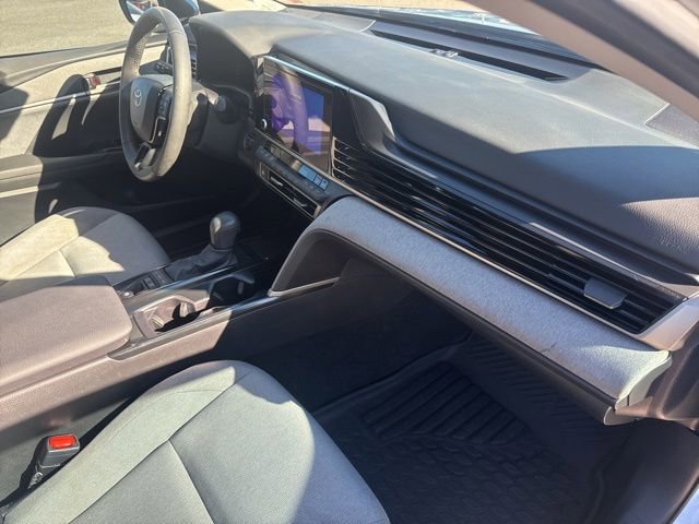 Used 2025 Toyota Camry LE w/ Convenience Package FWD image 15