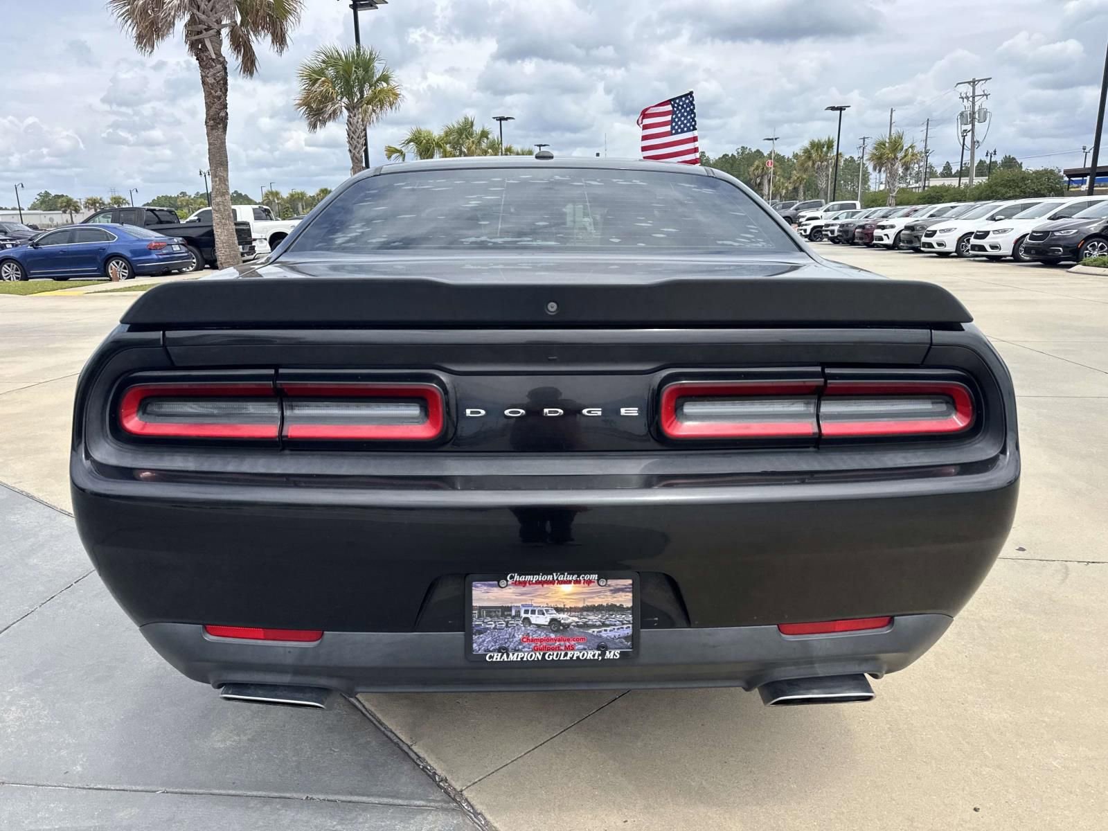 Used 2016 Dodge Challenger R/T w/ Blacktop Package RWD image 6