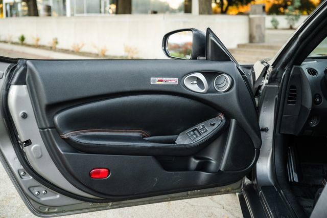 Used 2009 Nissan 370Z Coupe image 61