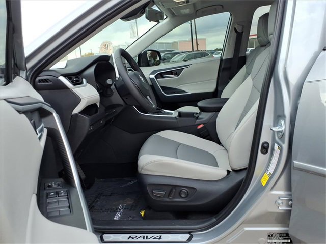 Certified 2025 Toyota RAV4 XLE Premium image 13