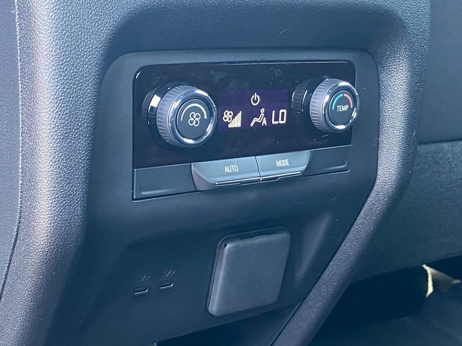 New 2026 Chevrolet Traverse LT w/ Driver Confidence Package FWD image 21
