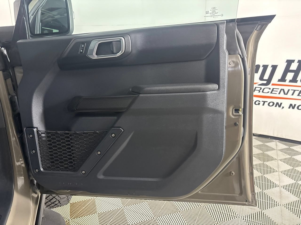 Used 2025 Ford Bronco Badlands AWD/4WD image 30