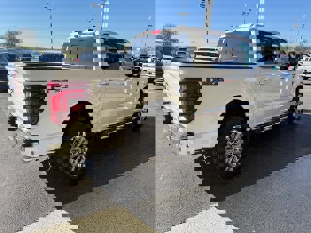 New 2025 Ford F150 Lariat w/ Equipment Group 501A Mid image 6