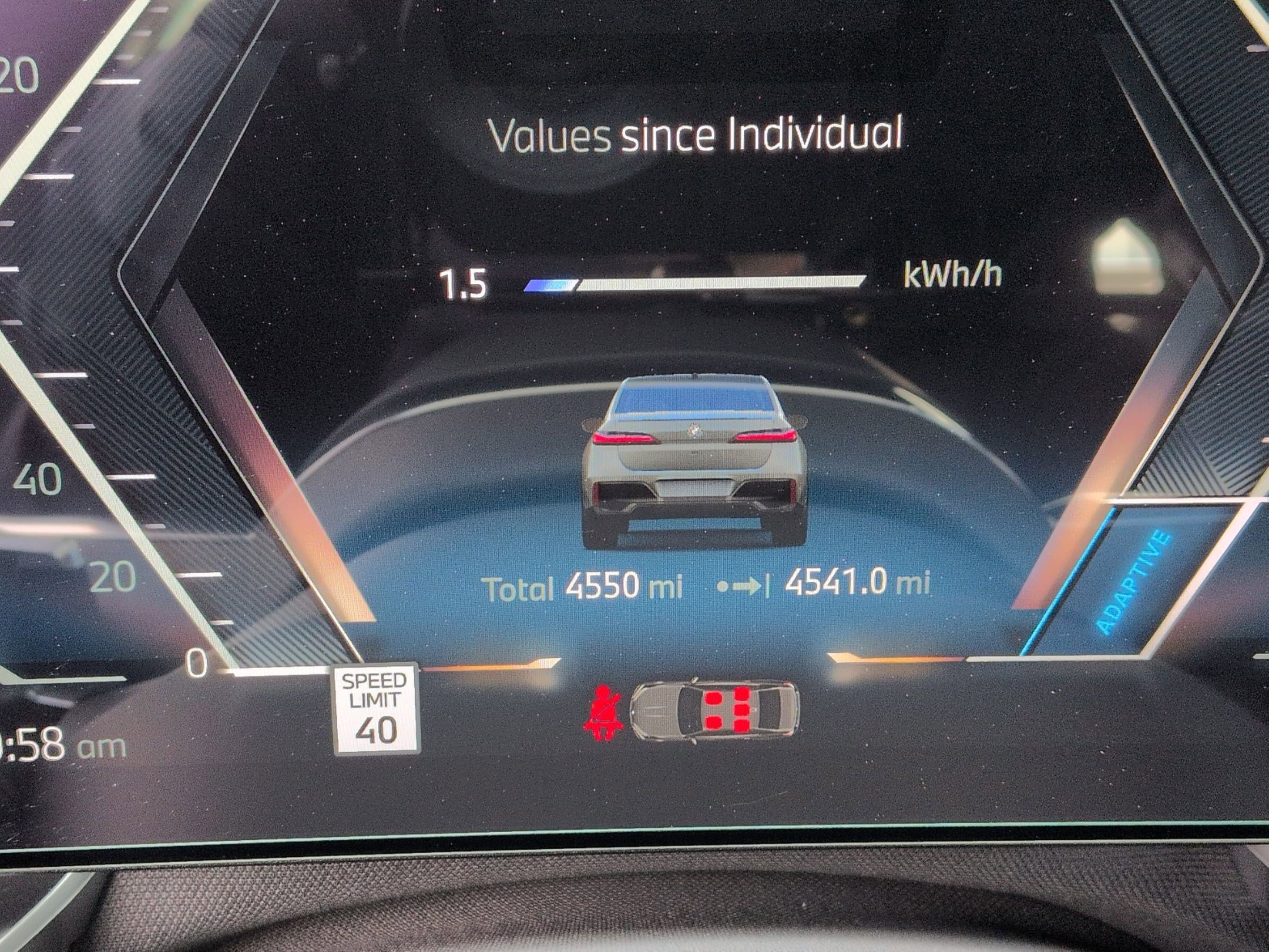 Used 2025 BMW i7 xDrive60 w/ Executive Package image 22