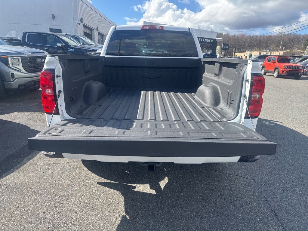 Used 2019 Chevrolet Silverado 1500 LT w/ All Star Edition AWD/4WD image 6