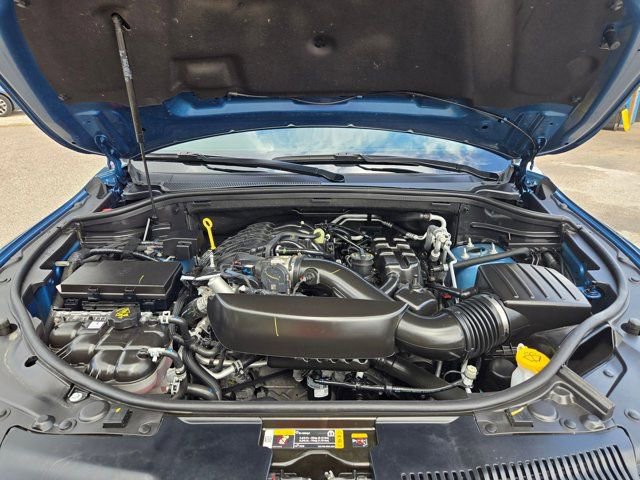Used 2025 Dodge Durango GT AWD/4WD image 33