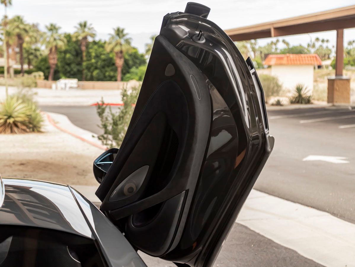 Used 2019 McLaren 600LT RWD image 22
