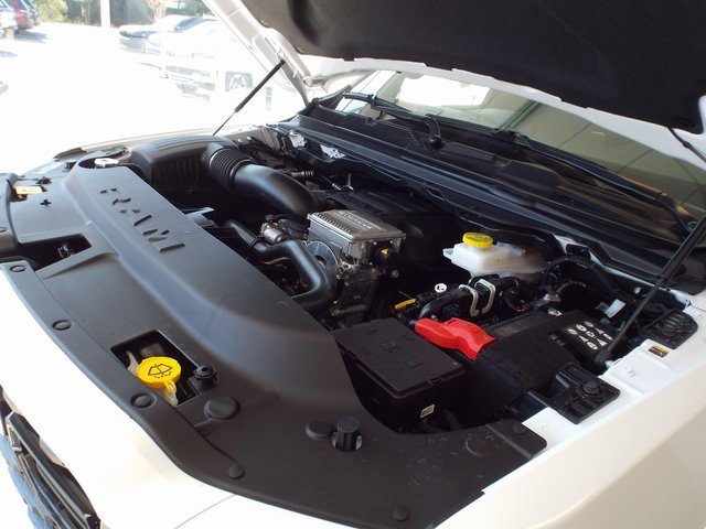 New 2026 RAM 1500 4x4 Crew Cab image 29