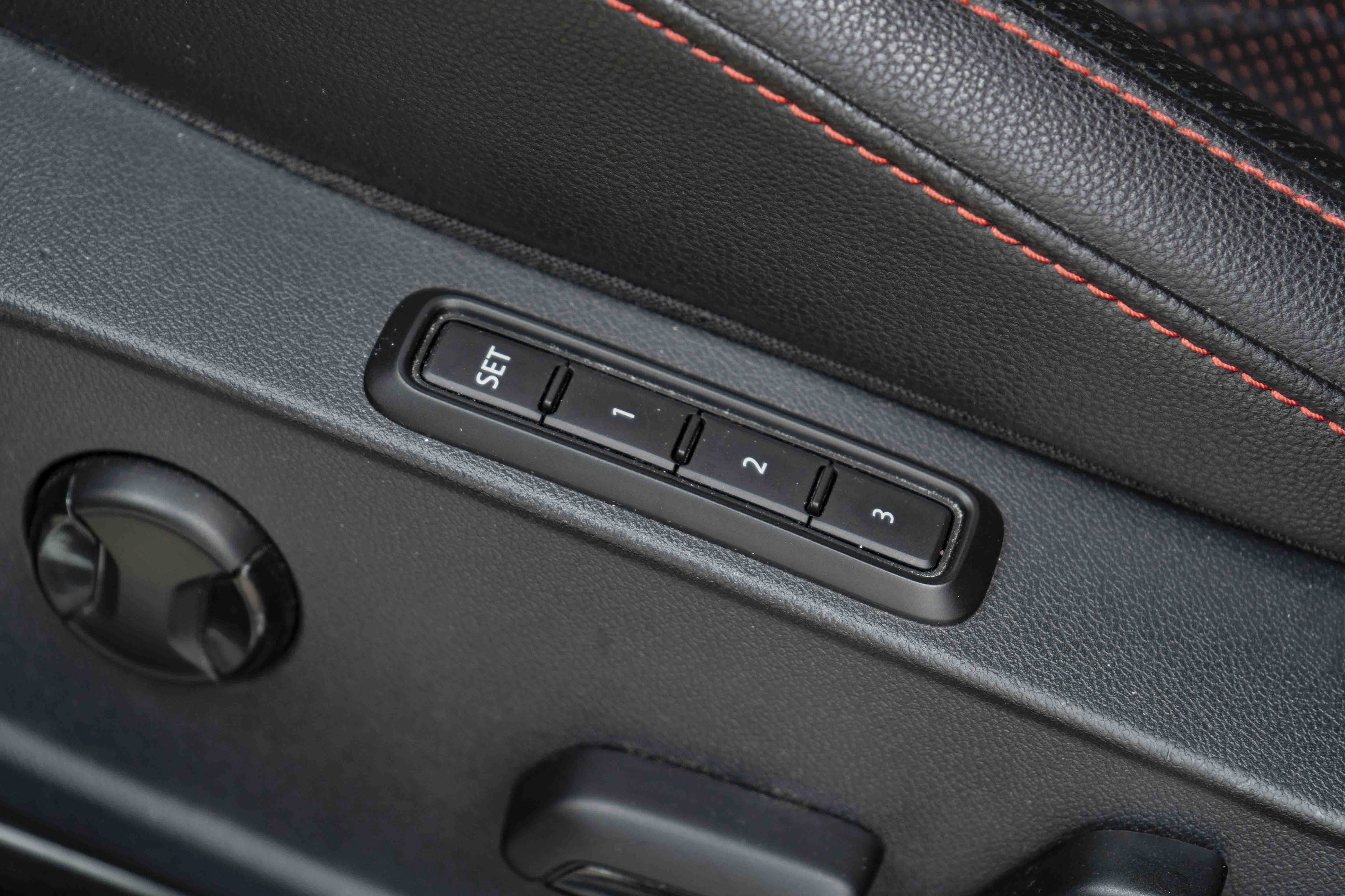 Used 2022 Volkswagen Jetta GLI Autobahn FWD image 43