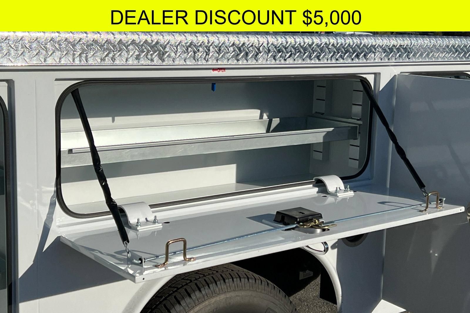 New 2025 Ford F350 XL w/ XL Chrome Package RWD image 25