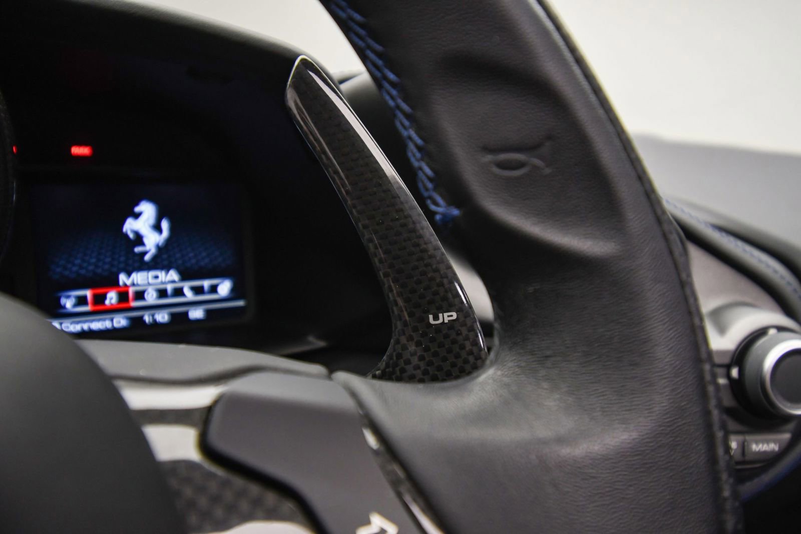 Used 2018 Ferrari 488 Spider Blu Corsa image 42