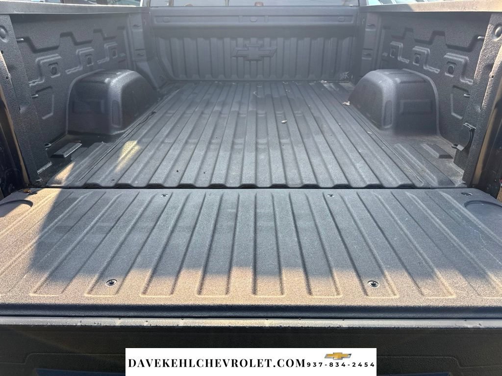 Used 2025 Chevrolet Silverado 1500 LT AWD/4WD image 28