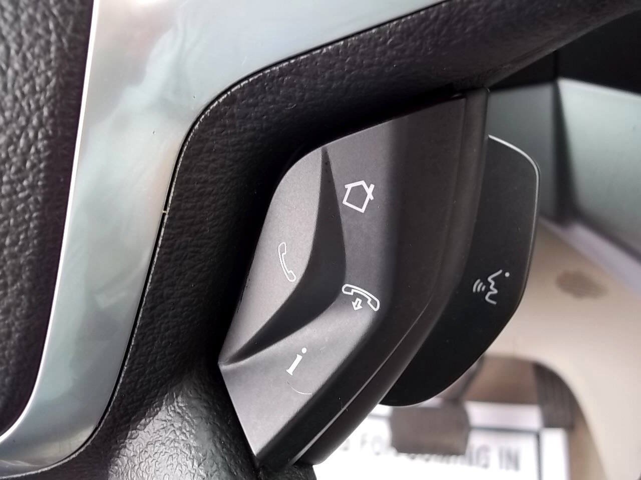 Used 2014 Ford Escape SE w/ Equipment Group 201A FWD image 21