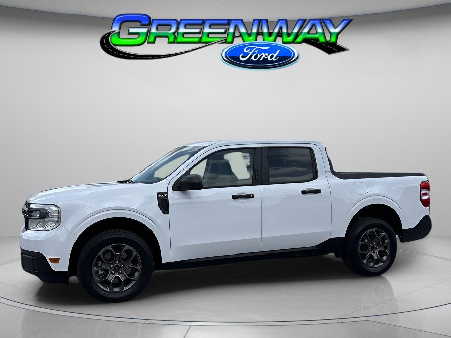 Used 2023 Ford Maverick XLT FWD image 1