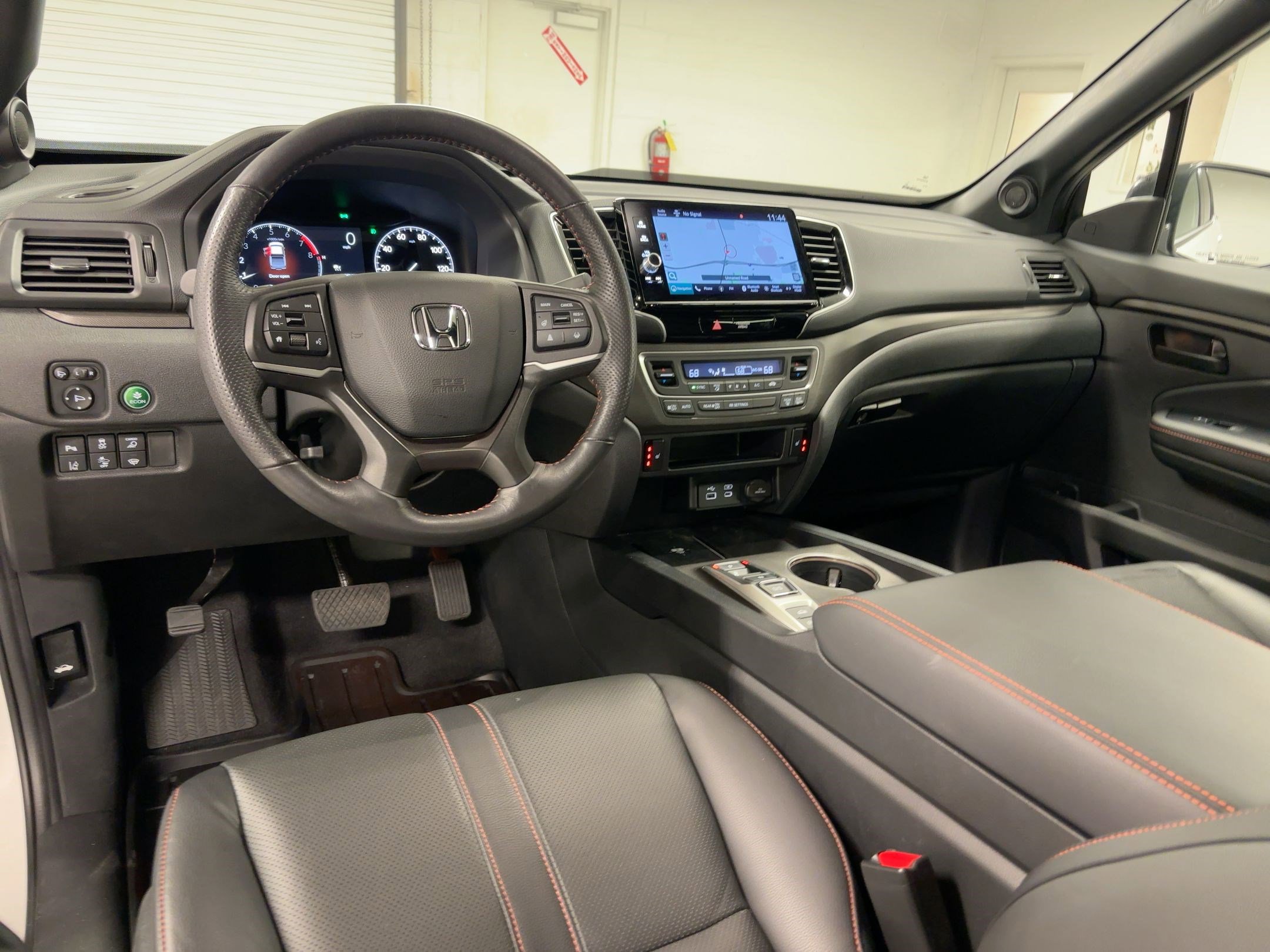 Used 2025 Honda Ridgeline TrailSport image 28