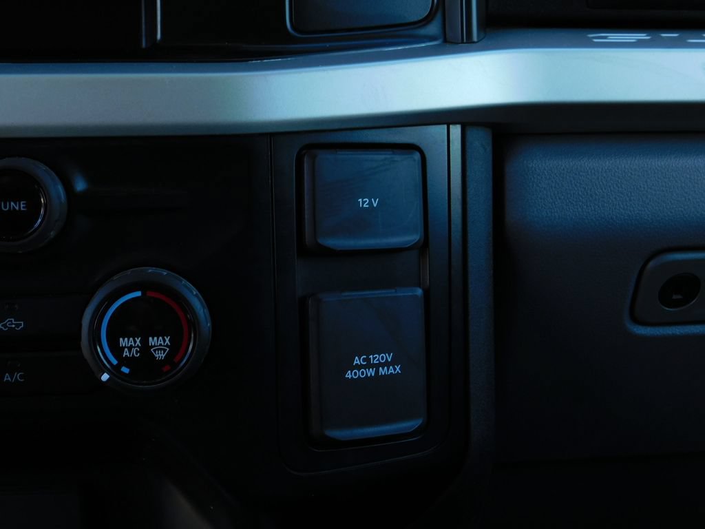 Used 2023 Ford F550 4x4 Regular Cab Super Duty image 57