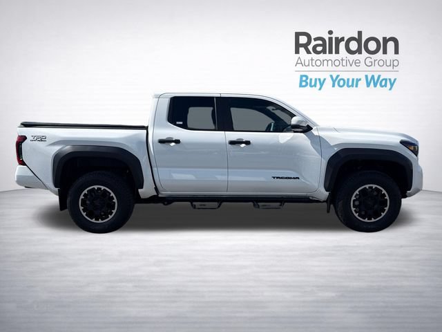 Used 2024 Toyota Tacoma TRD Off-Road w/ TRD Off Road Upgrade Package AWD/4WD image 8