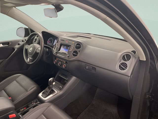 Used 2016 Volkswagen Tiguan S AWD/4WD image 22