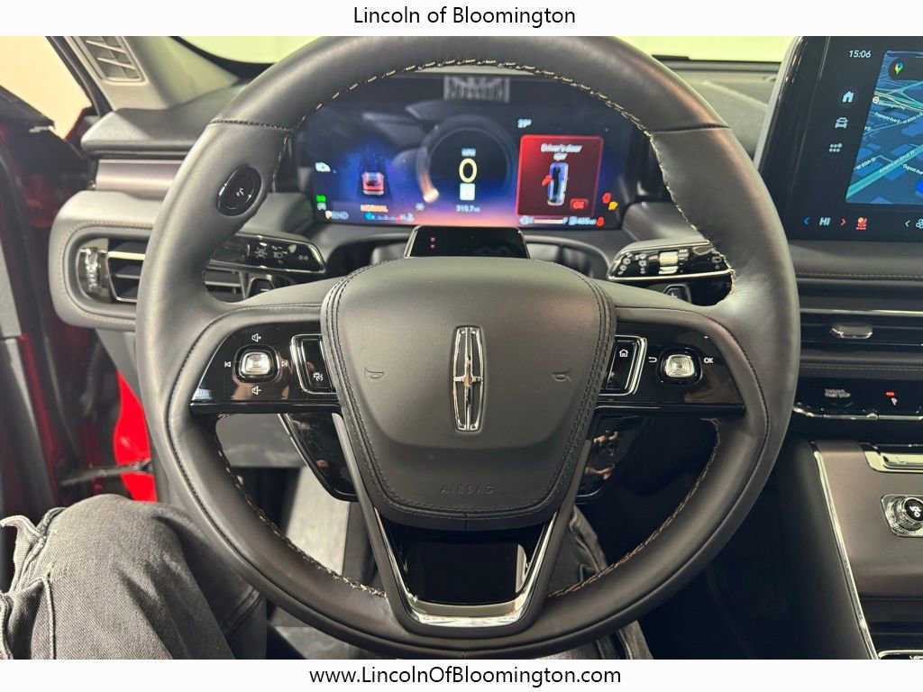 New 2026 Lincoln Aviator AWD w/ Jet Appearance Package image 27