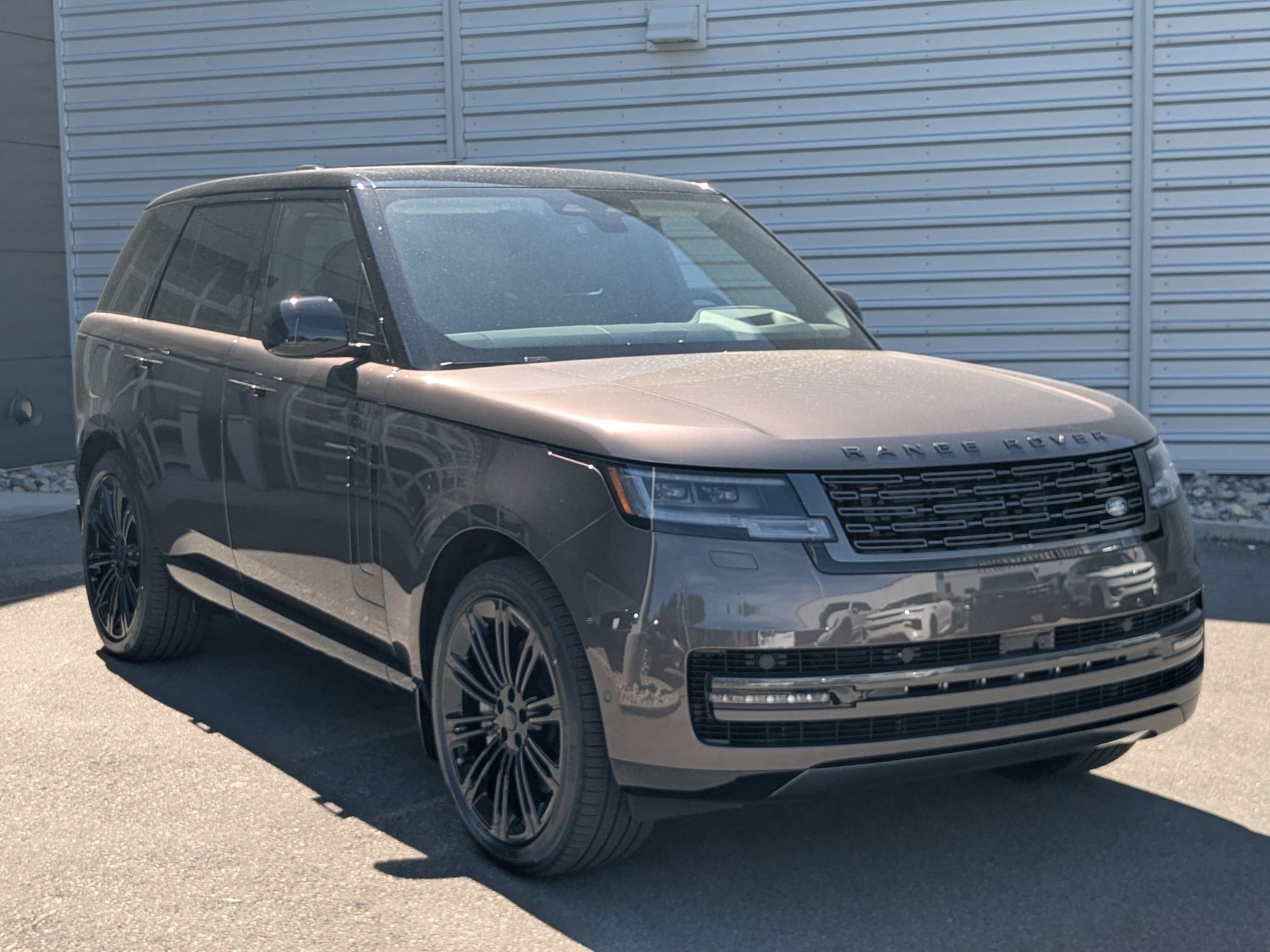 New 2026 Land Rover Range Rover SE AWD/4WD image 3