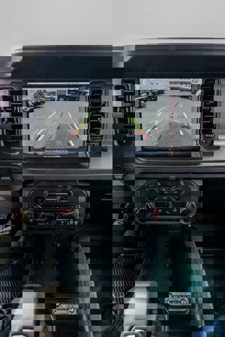 New 2025 Ford Bronco Badlands image 41