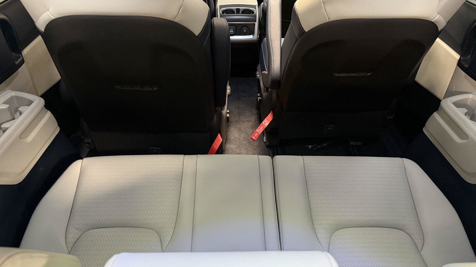 Used 2026 Kia Carnival SX Prestige FWD image 29