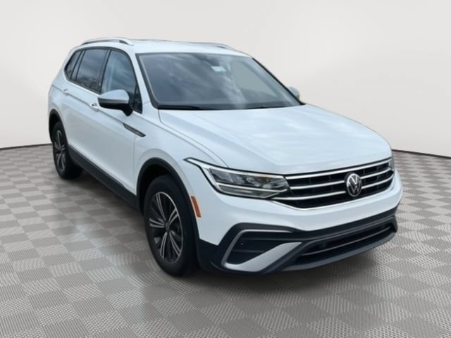 Used 2024 Volkswagen Tiguan Wolfsburg Edition FWD image 4