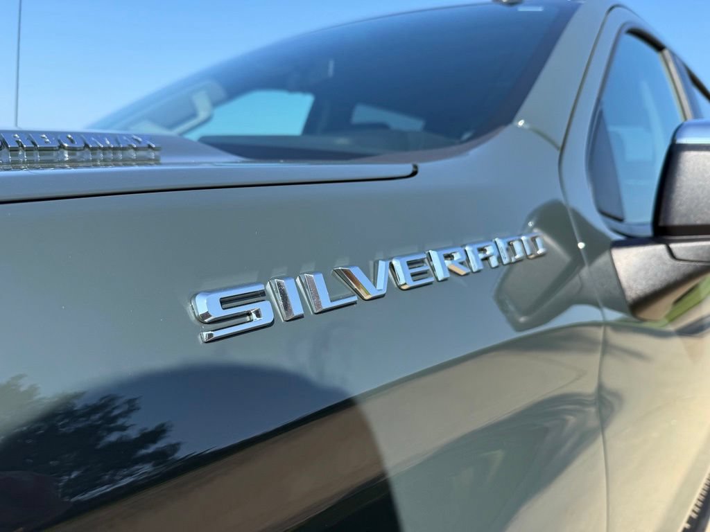 Used 2026 Chevrolet Silverado 1500 LT AWD/4WD image 13