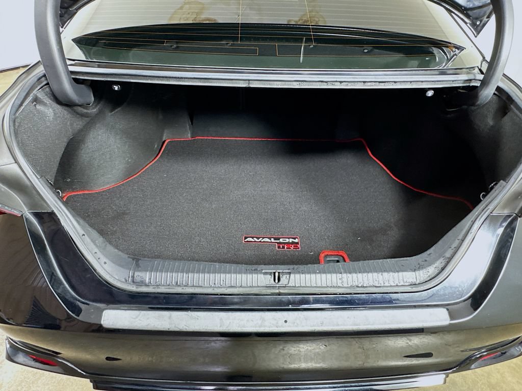 Used 2021 Toyota Avalon TRD FWD image 33
