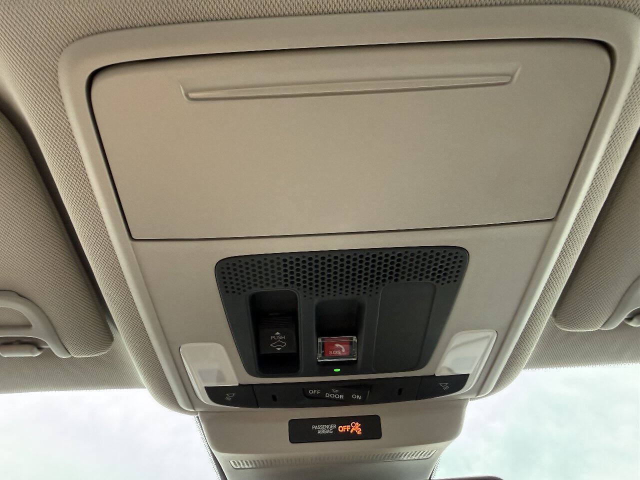 Used 2025 Honda Accord EX-L image 36
