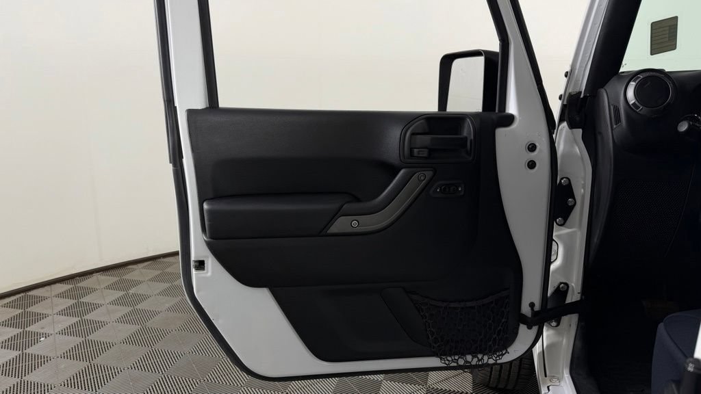 Used 2017 Jeep Wrangler Unlimited Sport w/ Quick Order Package 24S AWD/4WD image 14
