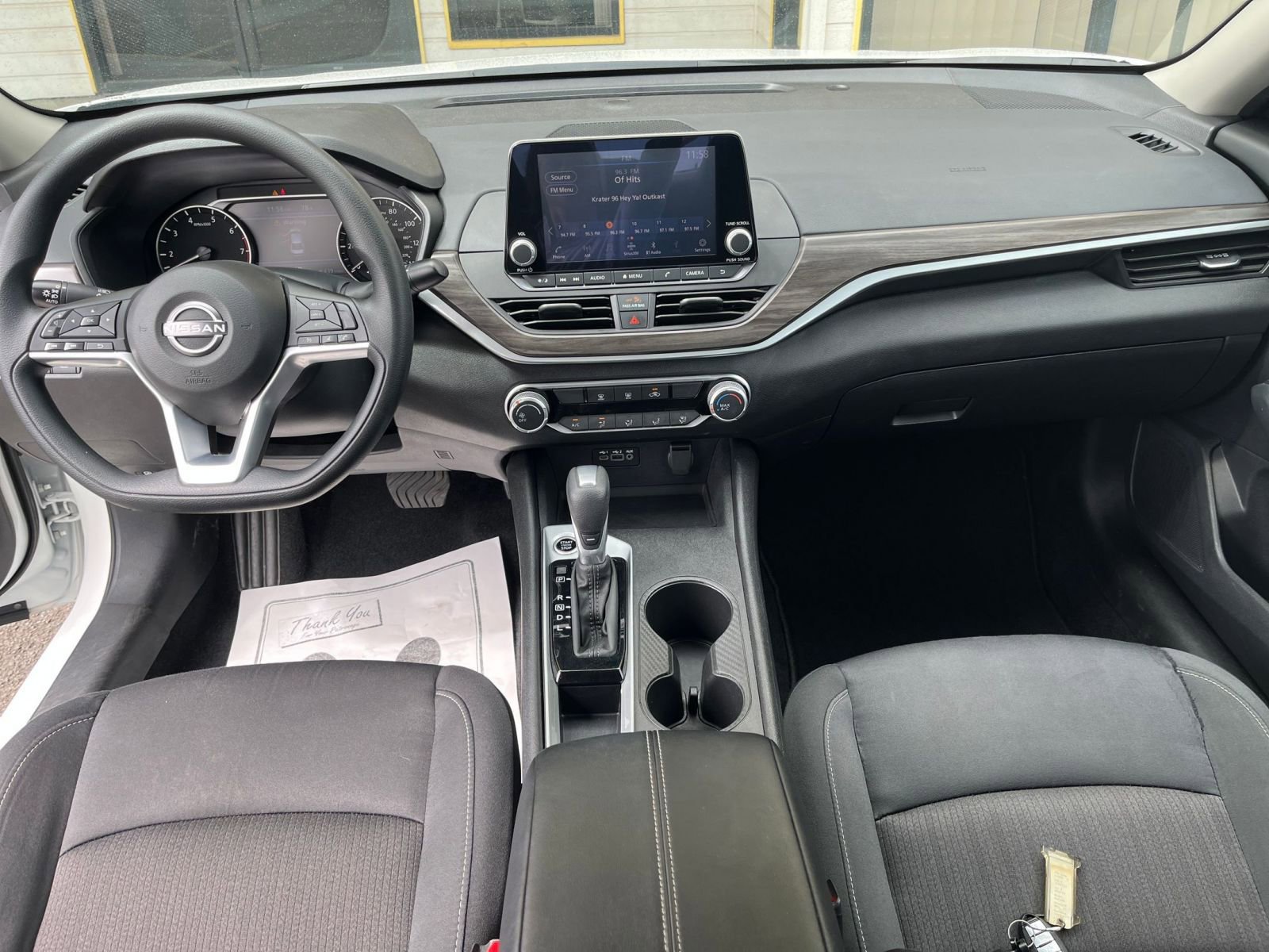 Used 2025 Nissan Altima 2.5 SV image 33