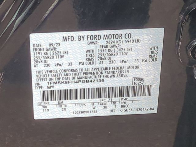Used 2023 Ford Explorer Limited AWD/4WD image 38