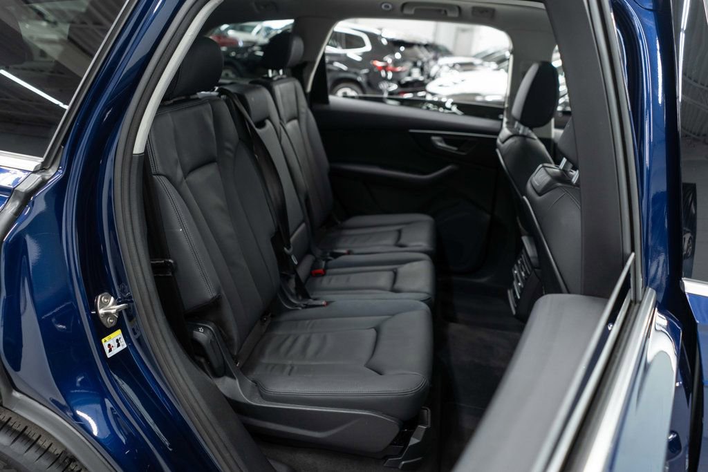 Used 2023 Audi Q7 3.0T Premium image 11