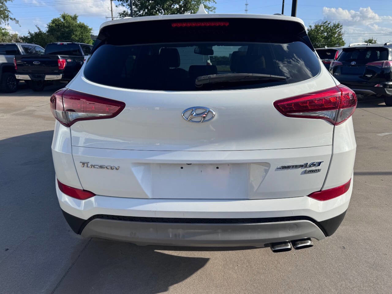Used 2017 Hyundai Tucson Limited w/ Cargo Package AWD/4WD image 14