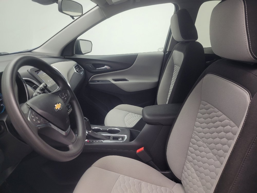 Used 2019 Chevrolet Equinox LS FWD image 17