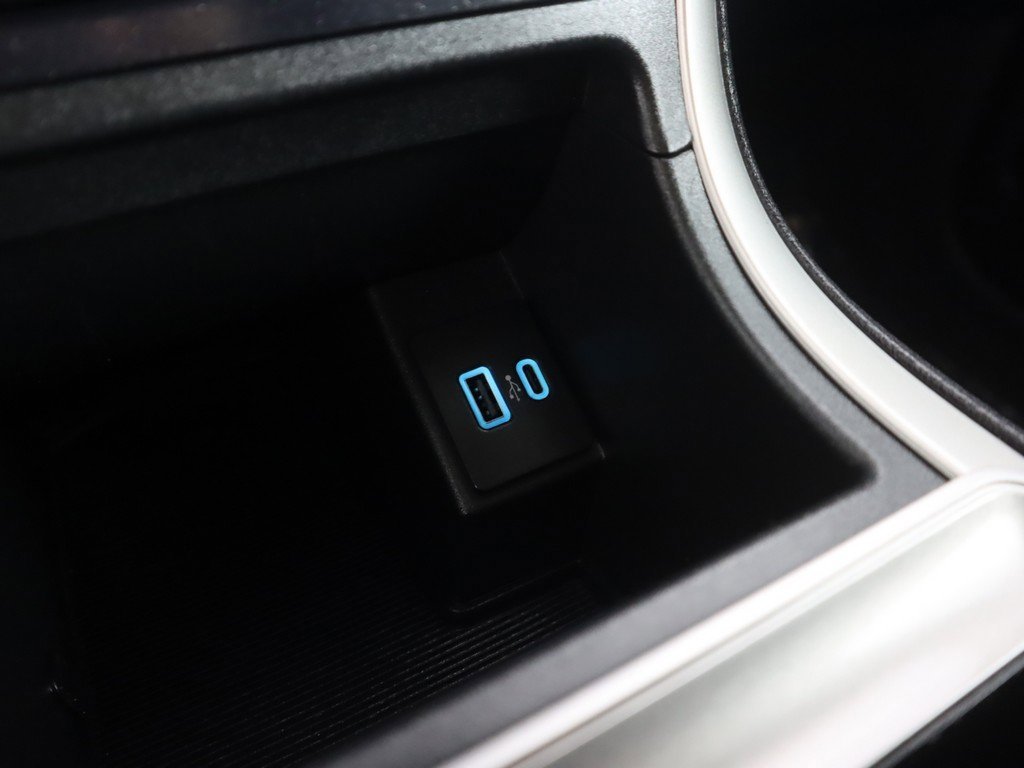 Used 2024 Ford Edge SEL image 47