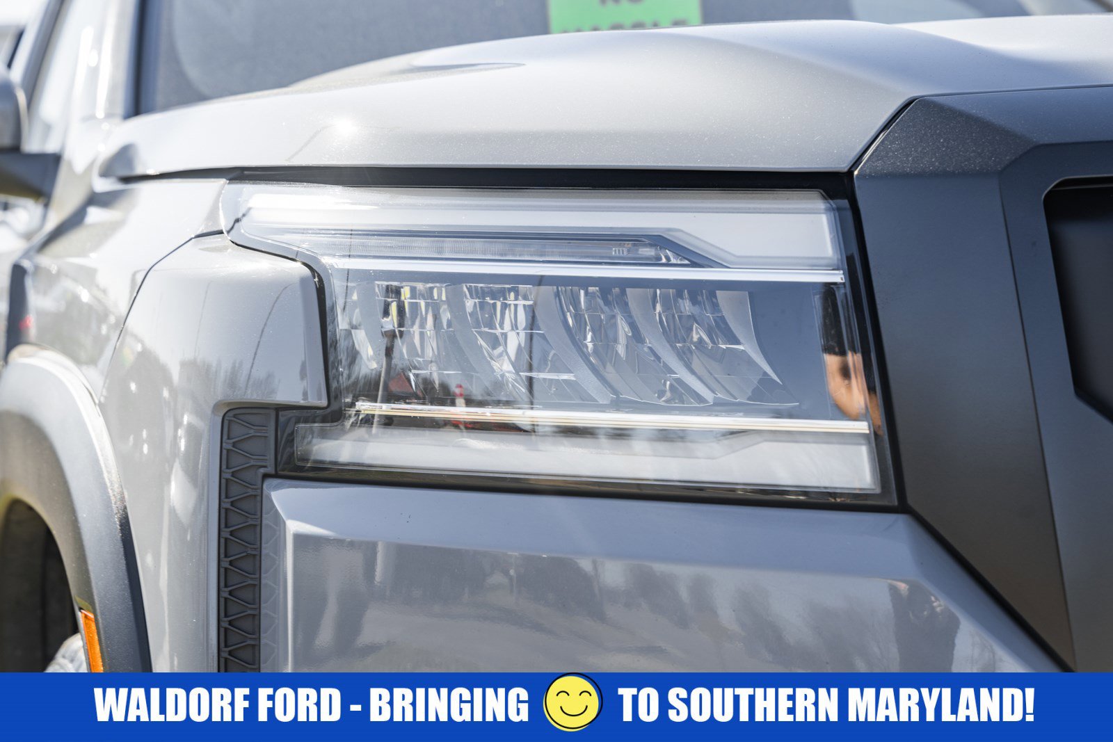 Used 2023 Nissan Frontier PRO-4X w/ Pro Convenience Package image 12