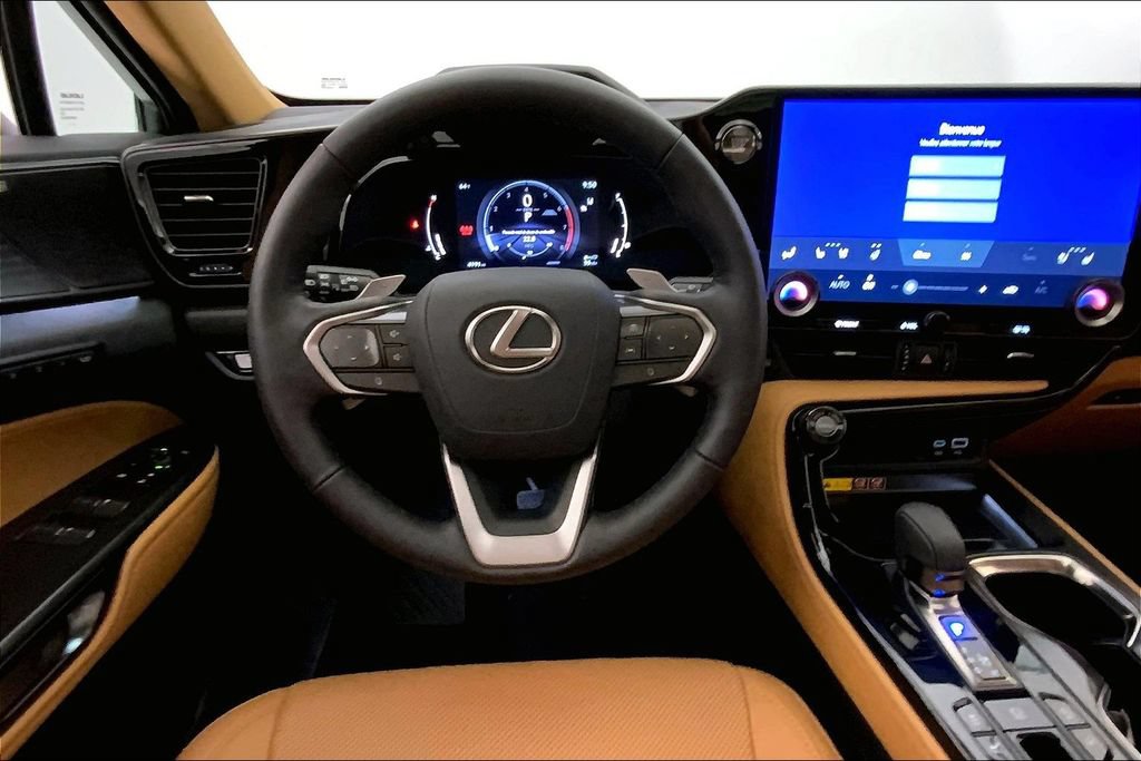 Used 2025 Lexus NX 350 AWD w/ Accessory Package (2T) image 4