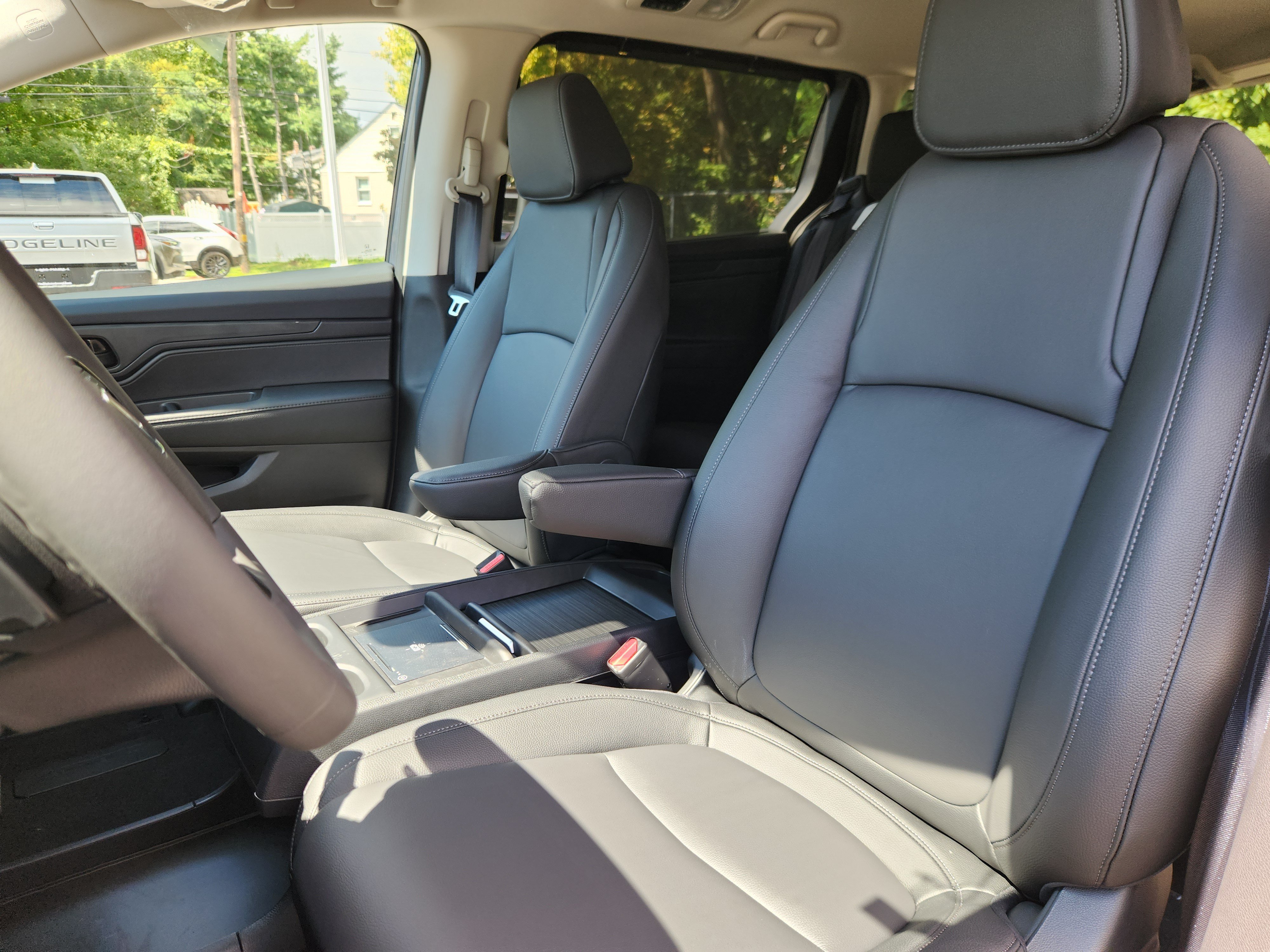 New 2026 Honda Odyssey EX-L image 8