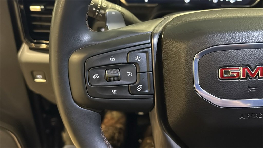 Used 2024 GMC Sierra 1500 AT4 w/ Technology Package image 32