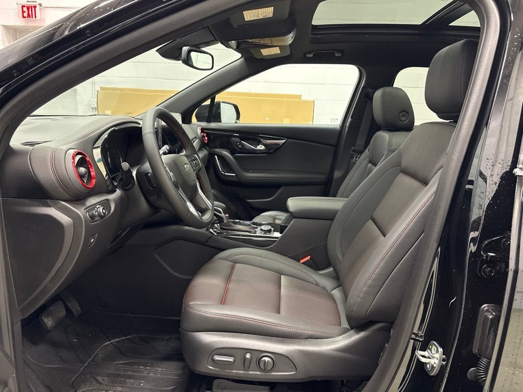 New 2026 Chevrolet Blazer RS w/ LPO, Floor Liner Package AWD/4WD image 15