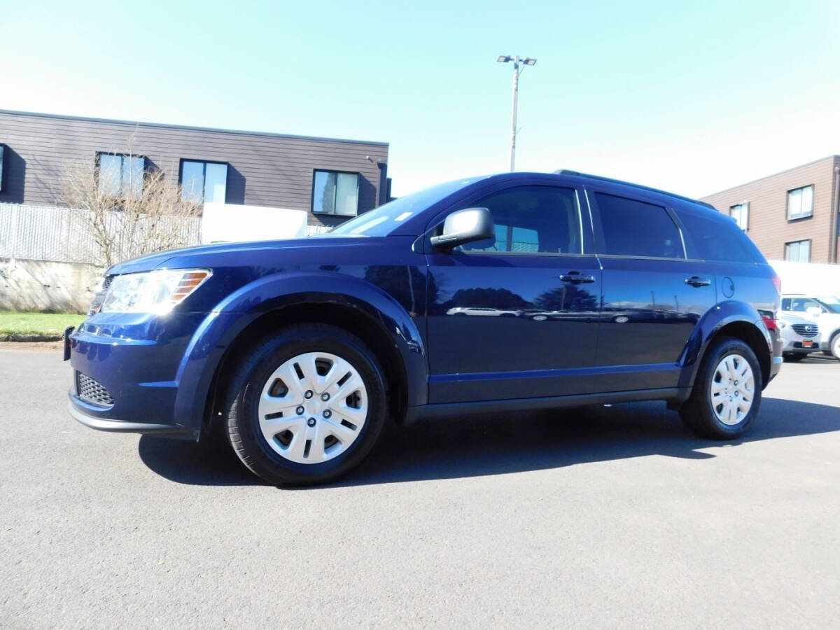 Used 2018 Dodge Journey SE w/ Popular Equipment Group image 4