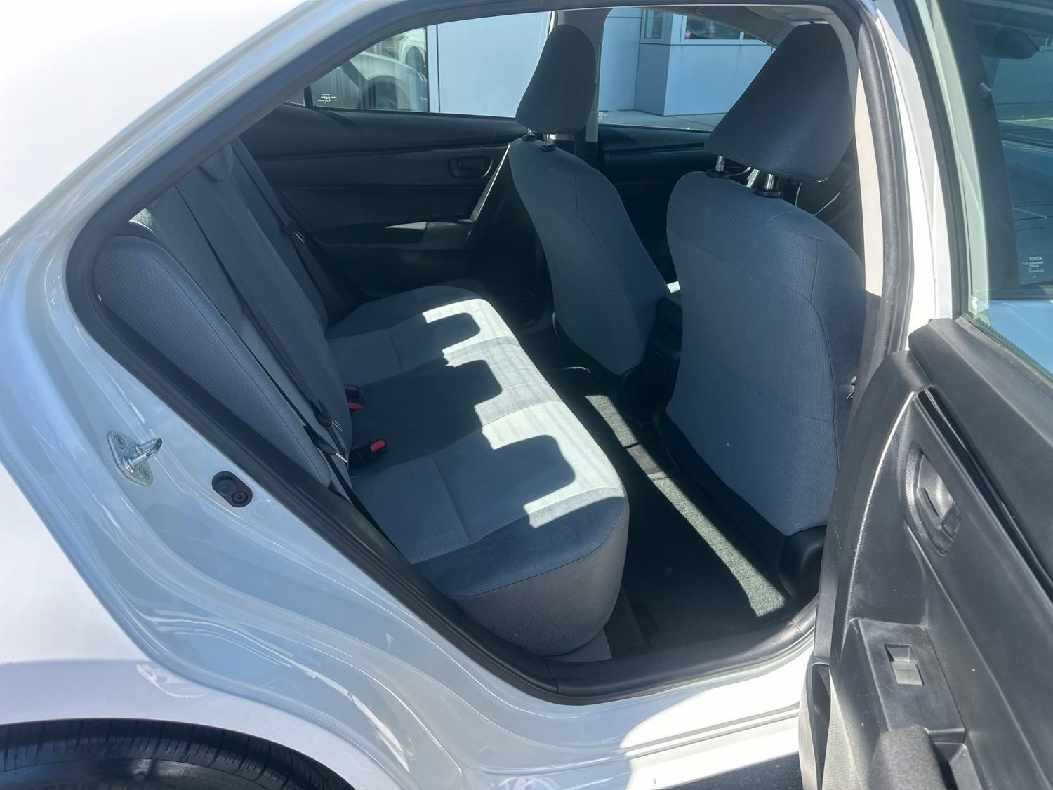 Used 2017 Toyota Corolla L FWD image 11