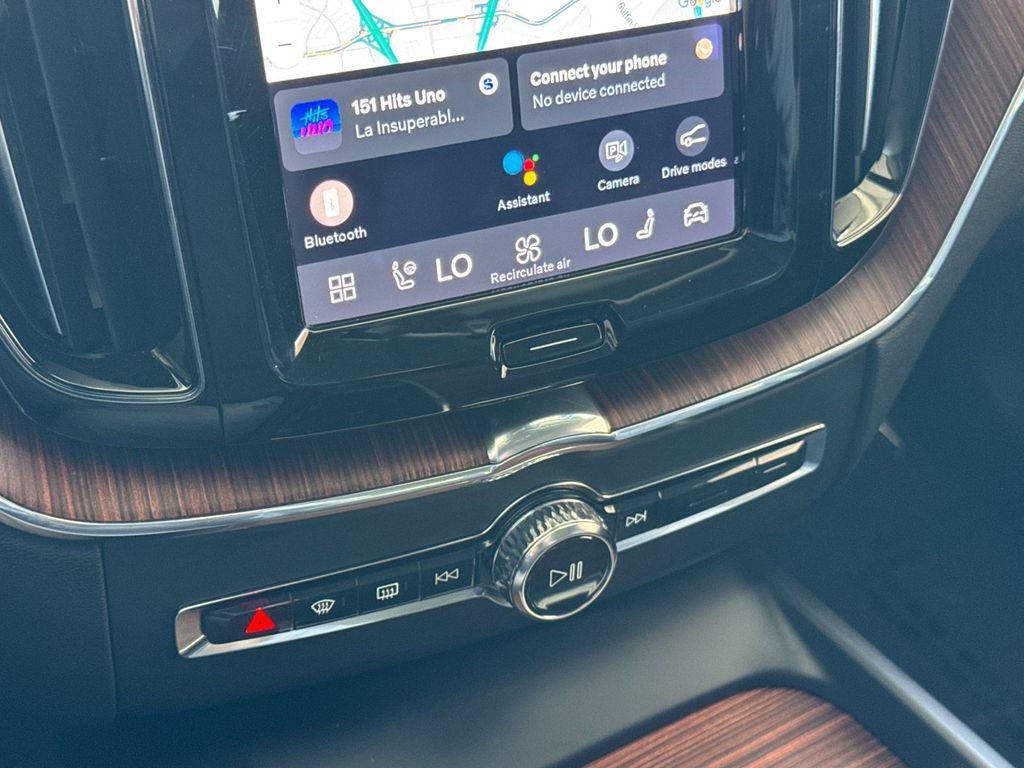 Certified 2023 Volvo XC60 T8 Plus w/ Climate Package AWD/4WD image 20