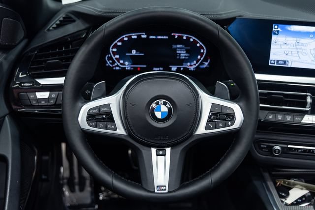 Used 2022 BMW Z4 M40i RWD image 12